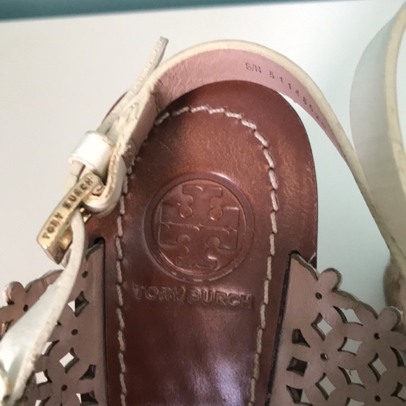 Tory Burch Cork platform wedge sandals ivory daisy cutout leather size 7.5 - Picture 3 of 8